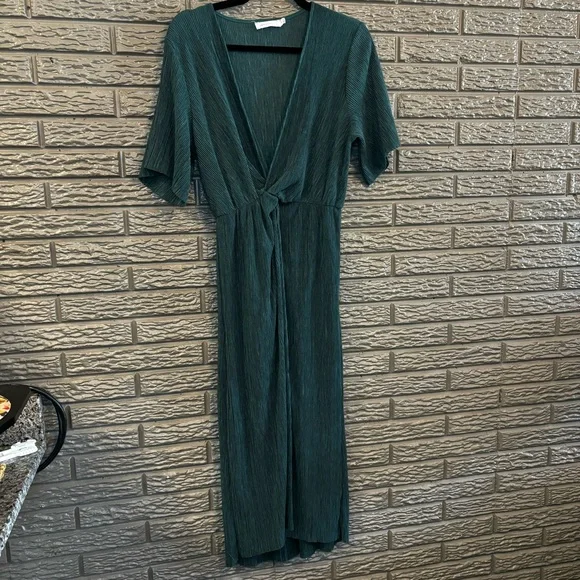 All in Favor Midi Dress - Picture 2 of 6